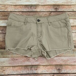 No Boundaries Tan Shorts